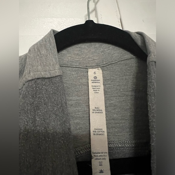 LULULEMON Grey Cardigan with pockets 6 - Picture 4 of 5